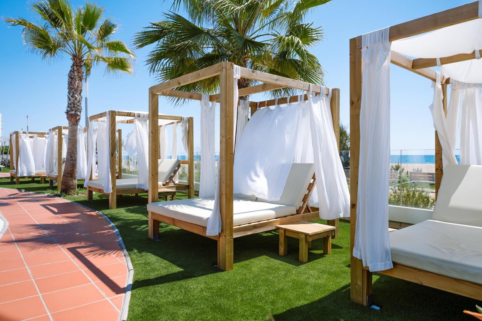 Tahiti Playa 4* Santa Susanna